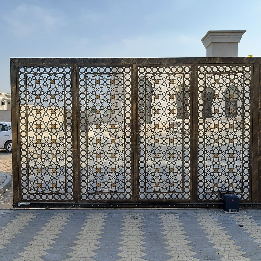 Sliding villa gate